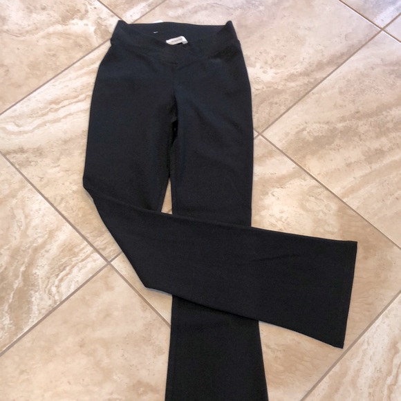 Glassons Pants & Jumpsuits Nwt Glassons Ponte V Front Flare Pant Poshmark